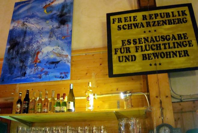 Bildtitel: Mit Peter Sodann, Matthias Zwarg und der Künstlergruppe Zone Bild zu Mit Peter Sodann, Matthias Zwarg und der Künstlergruppe Zone
