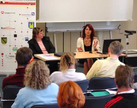 Bild zu Katrin Grafe und Heike Kchler