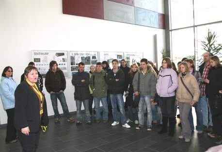 Bild zu Abiturienten an der FH Lausitz