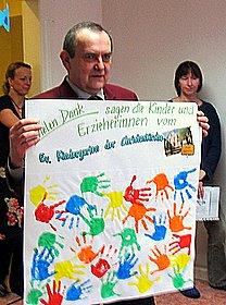 Bild zu ROLLER hilft Kindertagessttte