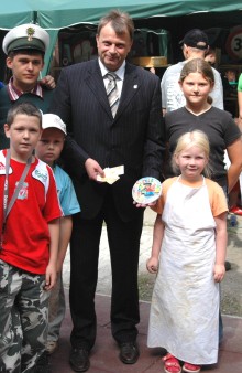 Bild zu Voller Lob fr die Kinderstadt