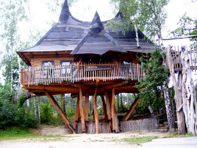 Bild zu BaumhausBAUwettbewerb