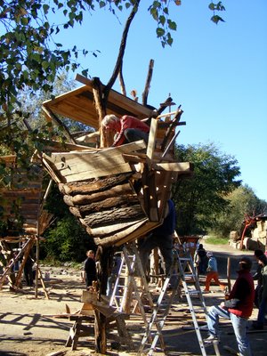 Bild zu Wir bauen uns ein Baumhaus!