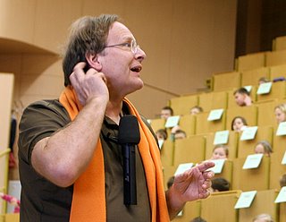 Bild zu Professor Dr. Dietrich Grnemeyer zu Gast