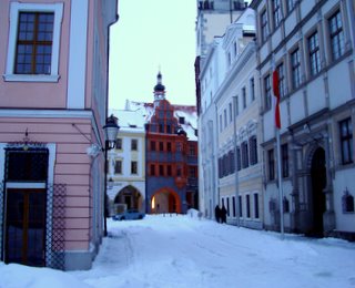 Bild zu Auf Stelzen durch die Stadt