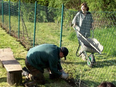 Bild zu Holtendorfer gestalten Spielplatz