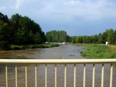 Bild zu Hochwassersituation an der Lausitzer Neie im Bereich des Landkreises Grlitz 8 August 2010, 18 Uhr