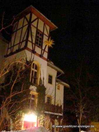 Bild zu Turmvilla lockt zur Weihnachtszeit