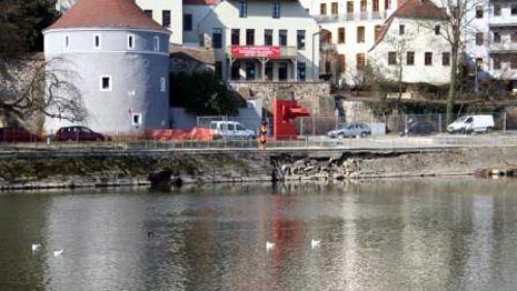 Bild zu Ufersttzmauer in Grlitz soll bald saniert werden
