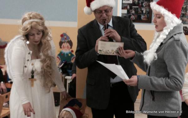 Der Weihnachtsmann kommt außer Puste Der Weihnachtsmann kommt außer Puste