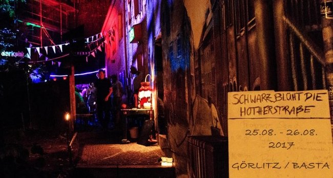 Zwei Tage für Schwarzblüher und Sympathisanten Zwei Tage für Schwarzblüher und Sympathisanten