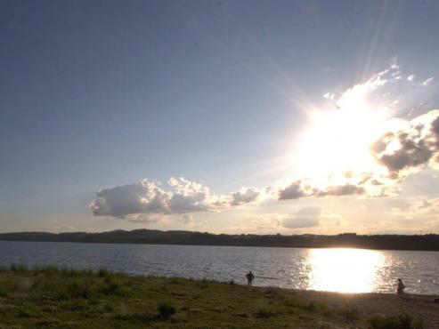 Bild zu Nachtsegeln zur Sommersonnenwende auf dem Berzdorfer See