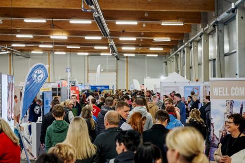 Bild zu 50 regionale Unternehmen locken zum Karriere-Event in Lbau