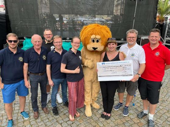 Bild zu Grlitzer Schwimmschaf-Cup: Windiger Start, glckliches Finale