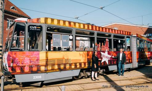 Bild zu Straenbahn im Filmstadt-Design