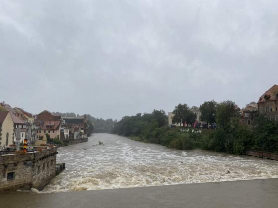 Bild zu Neie-Pegel erreicht 463 cm  Hochwasserlage in Grlitz bleibt angespannt