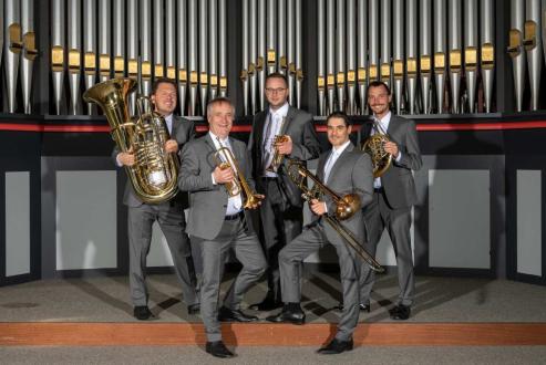 Bild zu Konzert mit Orgel und Blechbl�sern in der G�rlitzer Peterskirche