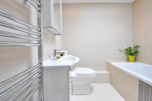 Bild zu Barrierefreie Eleganz: Modernes Design im Badezimmer