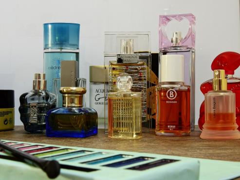 Bild zu Duftende Akzente: Der Weg zum persnlichen Parfum 