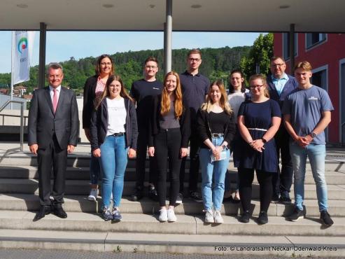Bild zu Azubis aus Grlitz im Mosbacher Landratsamt