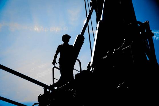 Bild zu Workers' Memorial Day 2024: Schutz vor Sonne und Hitze im Fokus