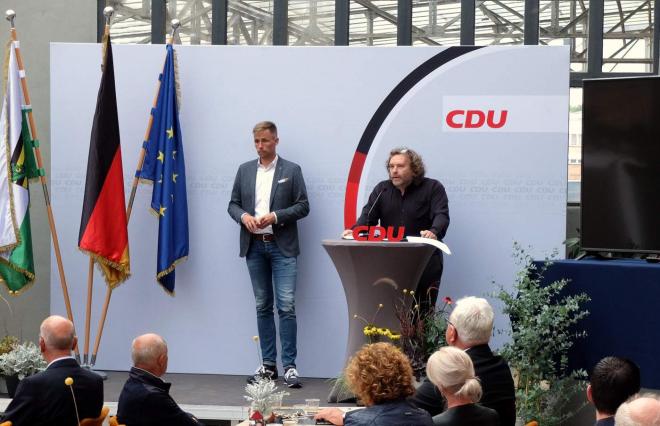 Bild zu Mitreiende Wahlkampfrede des Ministerprsidenten