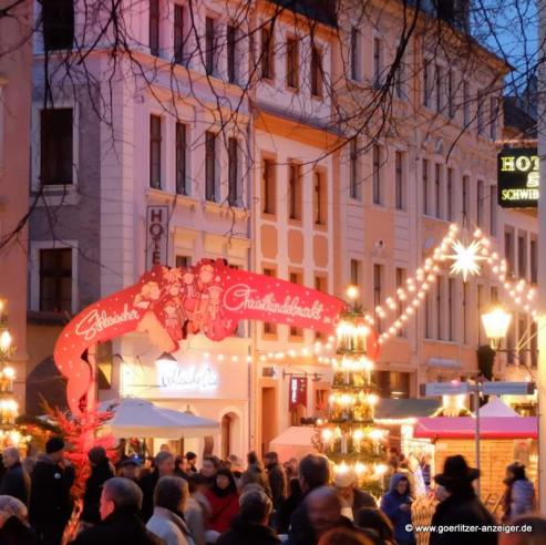 Bild zu Deutsch-polnischer Begegnungsabend auf dem Weihnachtsmarkt