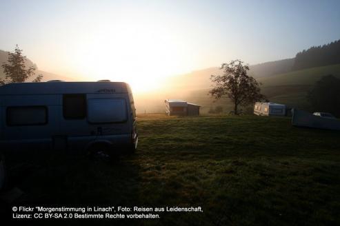 Bild zu Urlaub mit Wohnwagen und Wohnmobil  was ist zu beachten?