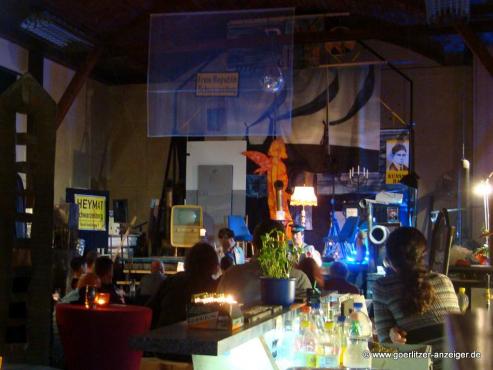 Bild zu Crazy Doctors im Atelier
