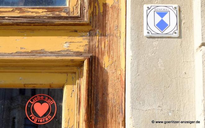 Bildtitel: Das Schicksal ruht in der Schublade Bild zu Das Schicksal ruht in der Schublade