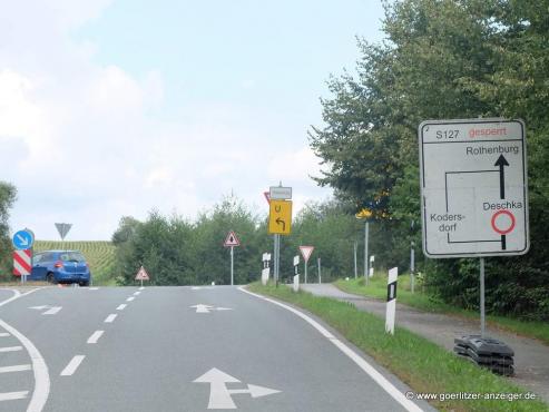 Bild zu Falsche Beschilderung behinderte FOKLORUM-Zufahrt