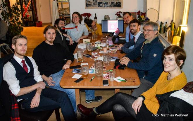Bildtitel: Ergebnisorientierte Mitgliederversammlung 2019 der Partei Die PARTEI Bild zu Ergebnisorientierte Mitgliederversammlung 2019 der Partei Die PARTEI