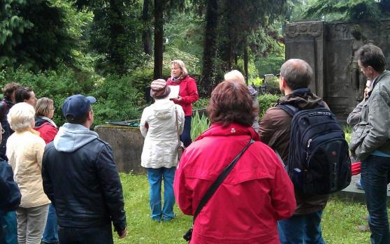 Geheimnisse der Görlitzer Friedhöfe: Entdeckungstouren im August und September