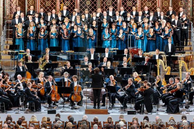 Bildtitel: MDR-Musiksommer bis zum 7. September mit weiteren 58 Konzerten in ganz Mitteldeutschland Bild zu MDR-Musiksommer bis zum 7. September mit weiteren 58 Konzerten in ganz Mitteldeutschland