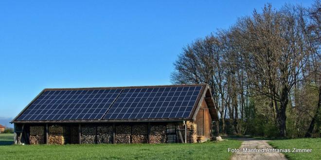 Bildtitel: Solar-, Photovoltaik- und Solarthermieanlagen einfach erklärt Bild zu Solar-, Photovoltaik- und Solarthermieanlagen einfach erklärt