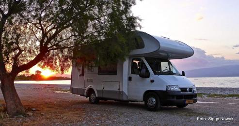 Bild zu Clever spart Geld: preiswerter zum Wohnmobil