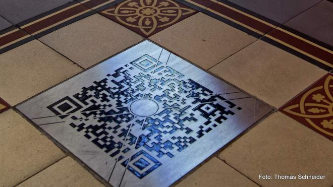 Bildtitel: Smartphone soll der Spiritualität den Weg öffnen Bild zu Smartphone soll der Spiritualität den Weg öffnen