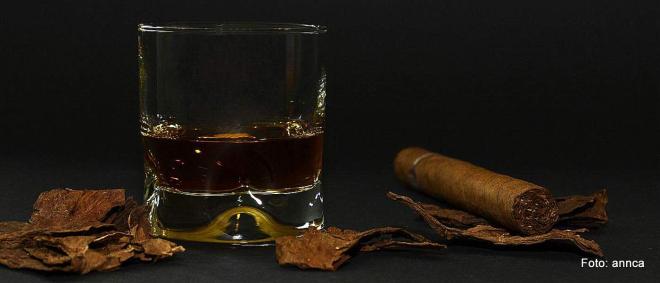 Die Herstellung von irischem Whiskey und schottischem Whisky