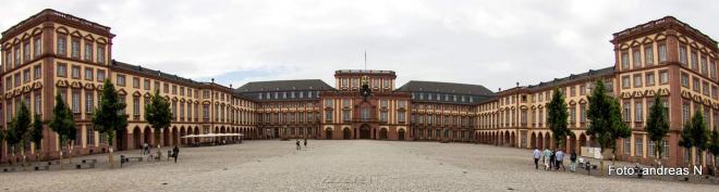 Bildtitel: Gründe für einen Umzug gibt es viele Bild zu Gründe für einen Umzug gibt es viele