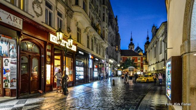Bildtitel: Mit seinen besten Kumpels und Freunden Bild zu Mit seinen besten Kumpels und Freunden