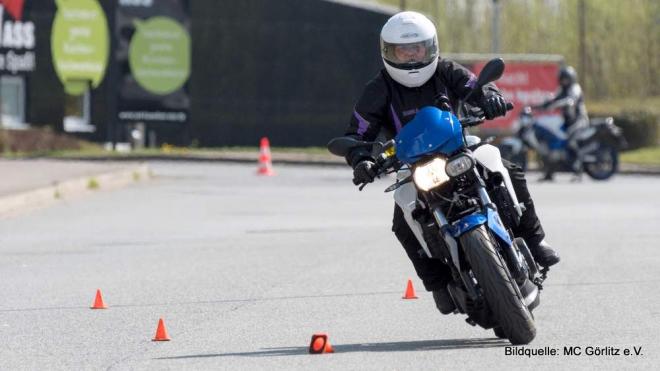 Fast männerfreie Motorradzone Fast männerfreie Motorradzone
