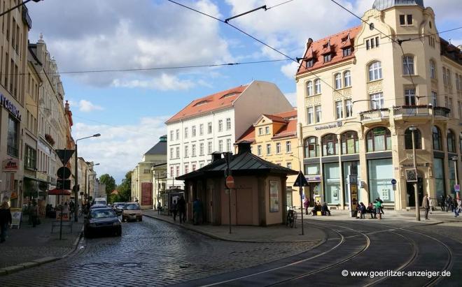 Bildtitel: B-Bus kann noch nicht auf den Demianiplatz Bild zu B-Bus kann noch nicht auf den Demianiplatz