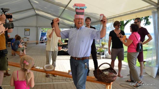 Bild zu Viele Akteure, buntes Programm, glckliche Gewinner