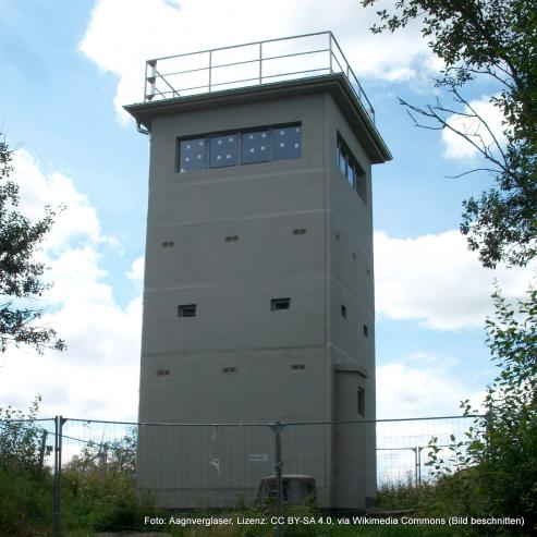 Bild zu Die Berliner Mauer  ein Symbol der Unmenschlichkeit