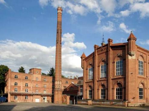 Bild zu Oldtimerschau in der Landskronbrauerei