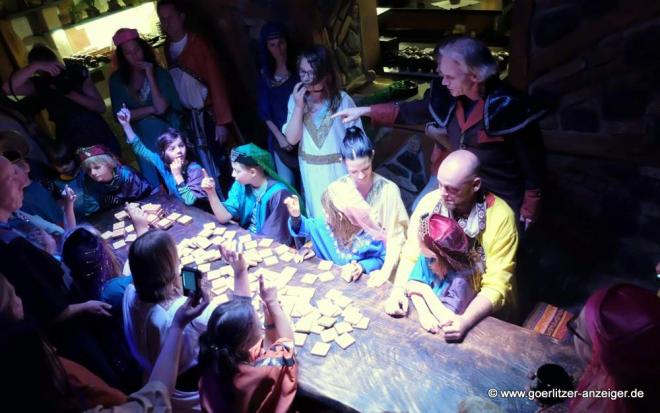 Bildtitel: Lustig und unbekümmert spielen wie vor 1.000 Jahren Bild zu Lustig und unbekümmert spielen wie vor 1.000 Jahren