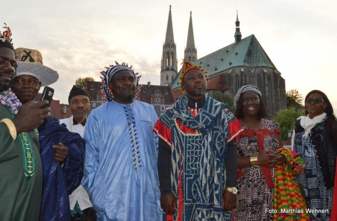 Kamerun, ein Land mit wechselvoller Geschichte Kamerun, ein Land mit wechselvoller Geschichte