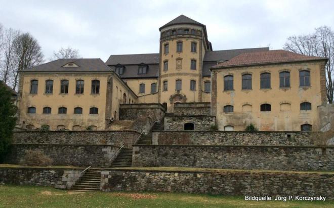 Schlossbesichtigung, dazu Kunst-, Antik- und Gartenmarkt Schlossbesichtigung, dazu Kunst-, Antik- und Gartenmarkt