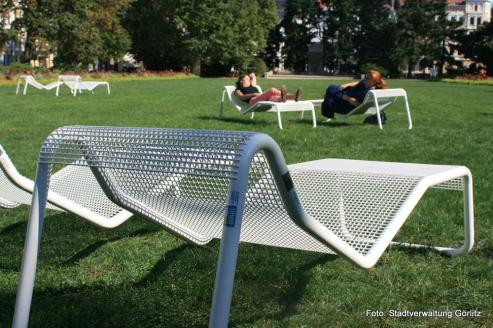 Bild zu Liegesthle fr den Wilhelmsplatz
