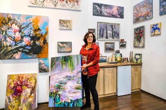 Bild zu Farbenfrohe Jahreszeiten: Maugosia Sycz Ausstellung in Zgorzelec